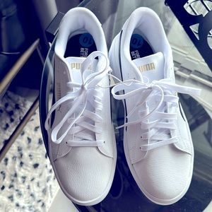 Puma black/white women sneakers